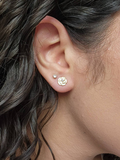 Gold Flower Pearl Earrings